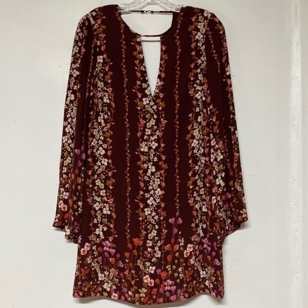 Kimchi Blue Long‎ Sleeve Floral Shift Dress S